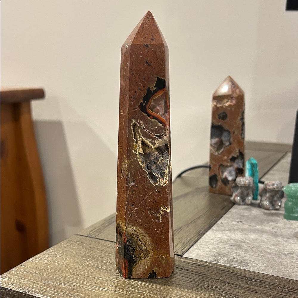 Volcanic Red Fox Botryoidal Agate Tower